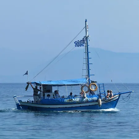 Akrogiali 게스트하우스 *